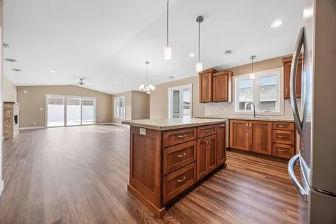 2332 30th Avenue S Fargo ND 58104