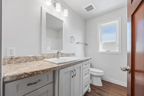 2332 30th Avenue S Fargo ND 58104