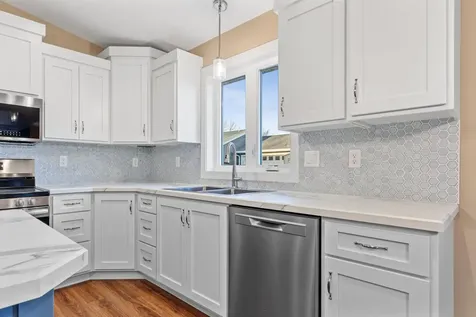 2330 30 Avenue S Fargo ND 58104