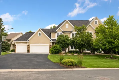 6815 Ruby Lane Chanhassen MN 55317