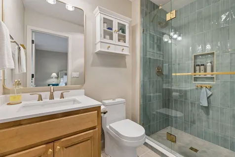 6815 Ruby Lane Chanhassen MN 55317