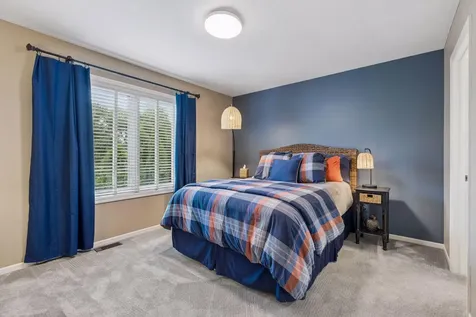 6815 Ruby Lane Chanhassen MN 55317