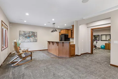 6815 Ruby Lane Chanhassen MN 55317