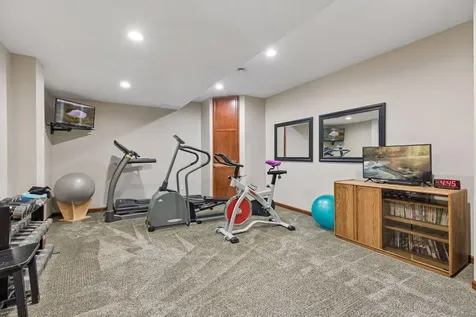 6815 Ruby Lane Chanhassen MN 55317