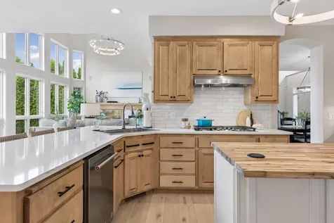 6815 Ruby Lane Chanhassen MN 55317