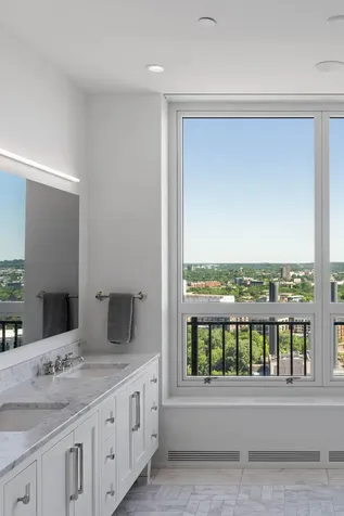 1111 W River Parkway Minneapolis MN 55415