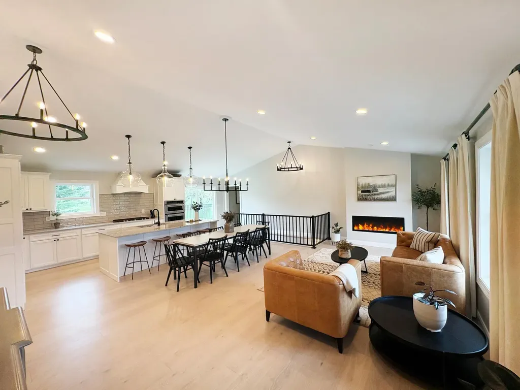 W6199 Fairway Drive Spooner WI 54801