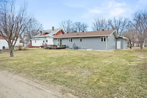 610 4th Street N Wahpeton ND 58075