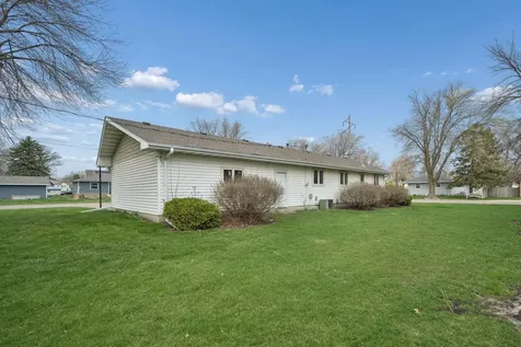 306 3rd Avenue SE Blooming Prairie MN 55917