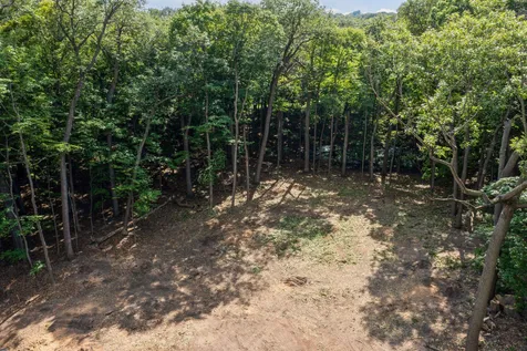 601 Fox Hill Drive Chanhassen MN 55317