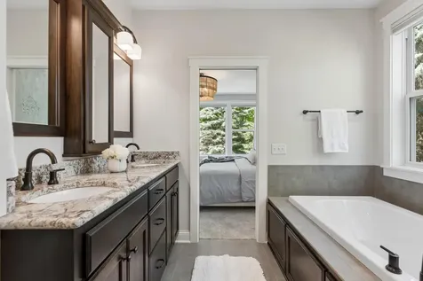 14 Beebe Avenue Mendota Heights MN 55118