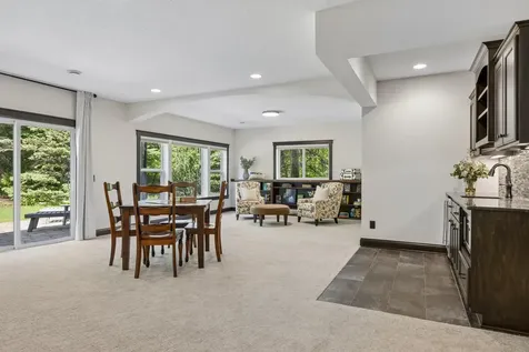 14 Beebe Avenue Mendota Heights MN 55118
