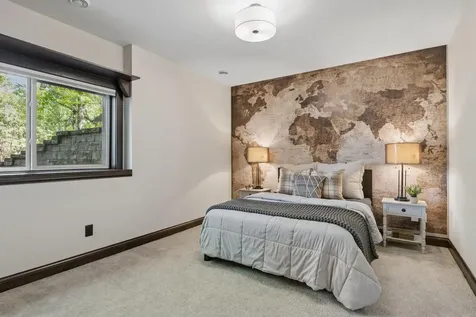 14 Beebe Avenue Mendota Heights MN 55118