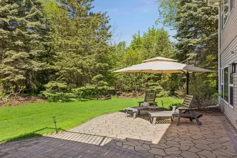 14 Beebe Avenue Mendota Heights MN 55118