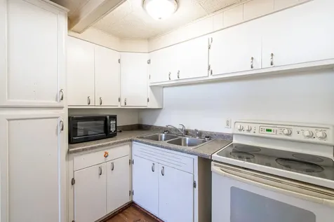 1406 24th Avenue S Moorhead MN 56560