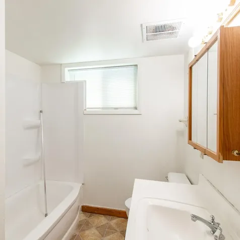 1406 24th Avenue S Moorhead MN 56560