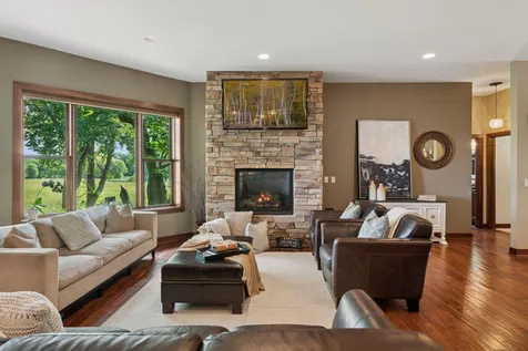 19900 Cottagewood Road Deephaven MN 55331