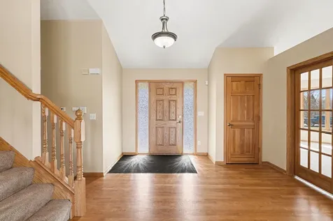 2431 Tevlin Court E Maplewood MN 55119