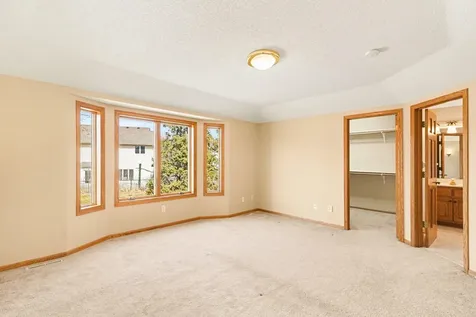 2431 Tevlin Court E Maplewood MN 55119