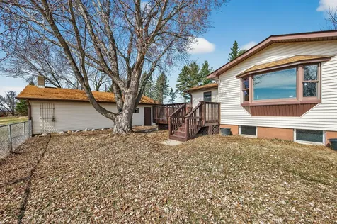 2270 397th Avenue NE Stanchfield MN 55080