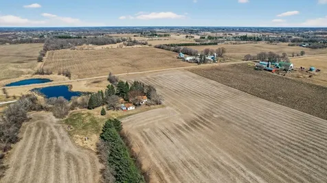 2270 397th Avenue NE Stanchfield MN 55080