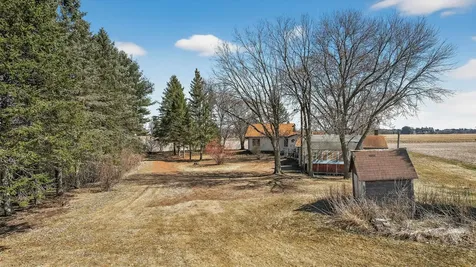 2270 397th Avenue NE Stanchfield MN 55080