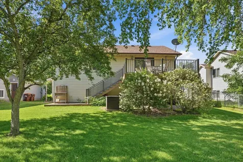 7230 38th Street N Oakdale MN 55128