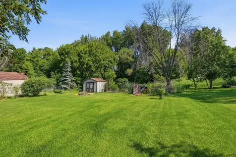 7230 38th Street N Oakdale MN 55128