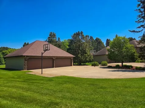 17231 Uplander Street NW Andover MN 55304