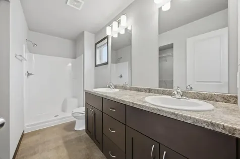 1119 29th Avenue W West Fargo ND 58078