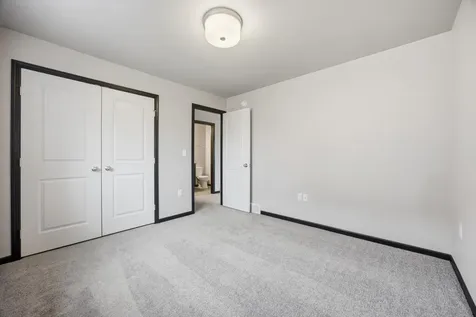 1119 29th Avenue W West Fargo ND 58078