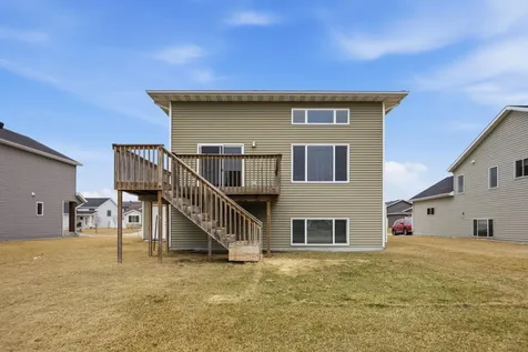 1119 29th Avenue W West Fargo ND 58078