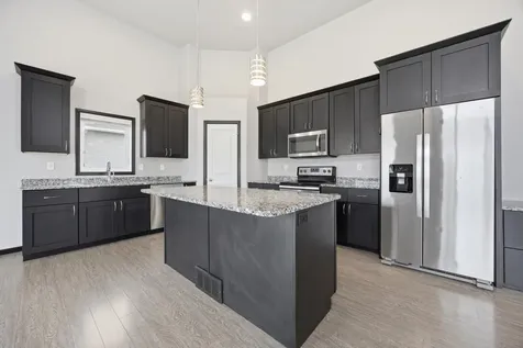 1119 29th Avenue W West Fargo ND 58078