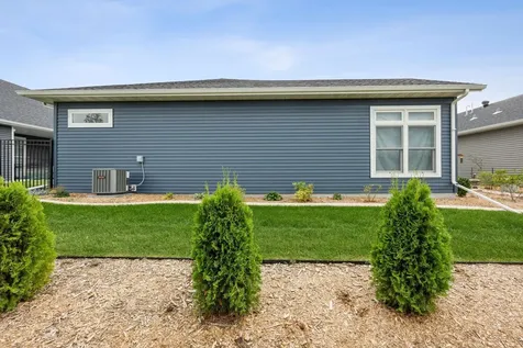 818 Rania Way W West Fargo ND 58078