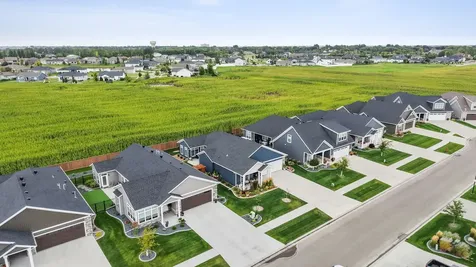 818 Rania Way W West Fargo ND 58078