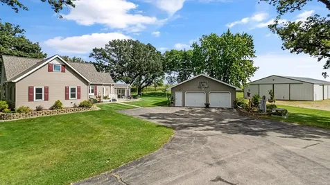 11462 Highway 15 Brownton MN 55312