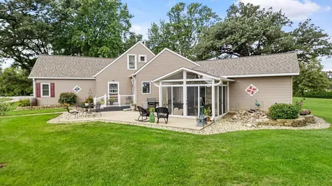 11462 Highway 15 Brownton MN 55312