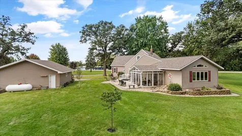 11462 Highway 15 Brownton MN 55312