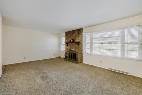 725 Pontiac Place Mendota Heights MN 55120