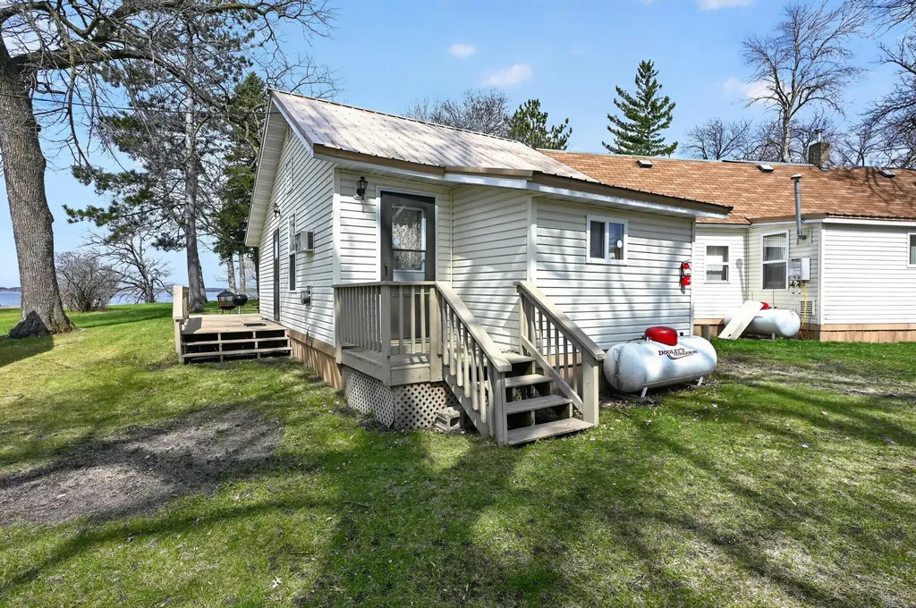 #1 Lake St E Osakis MN 56360