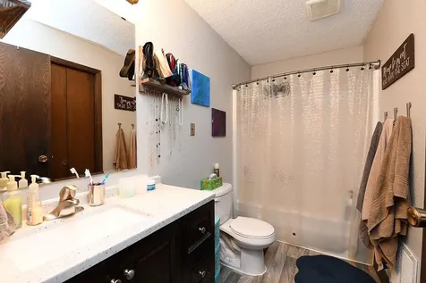 241 6th Avenue S Casselton ND 58012