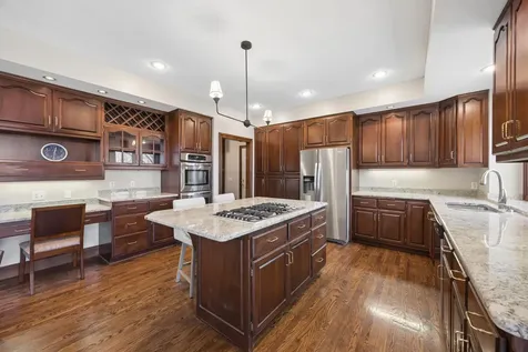 6565 Cherokee Trail W Eden Prairie MN 55344
