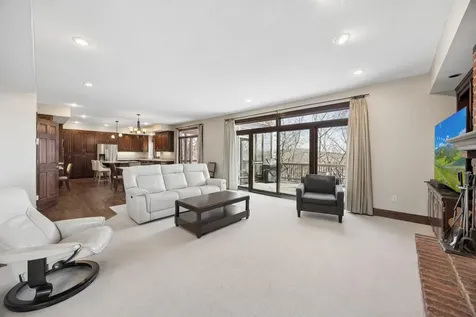 6565 Cherokee Trail W Eden Prairie MN 55344