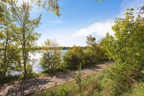 5009 Washburn Avenue S Minneapolis MN 55410