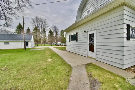 140 1st Avenue N Brownton MN 55312