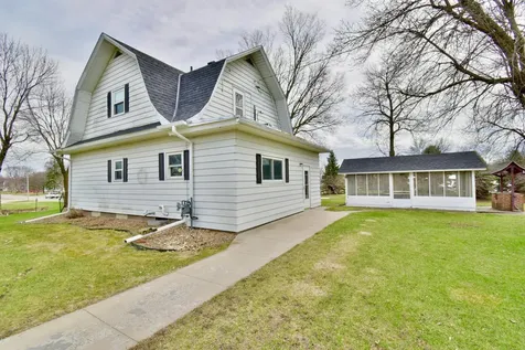 140 1st Avenue N Brownton MN 55312
