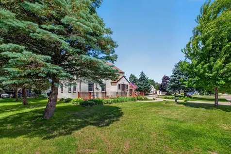 2209 6th Street NW Austin MN 55912