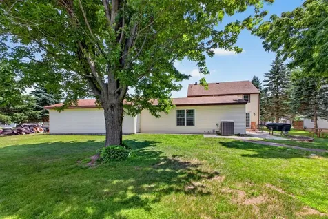 2209 6th Street NW Austin MN 55912