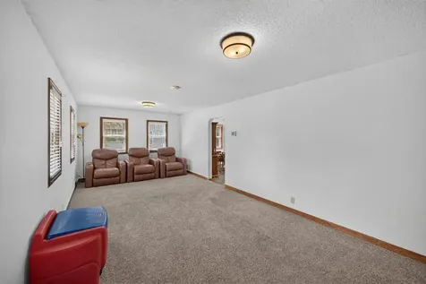 2209 6th Street NW Austin MN 55912