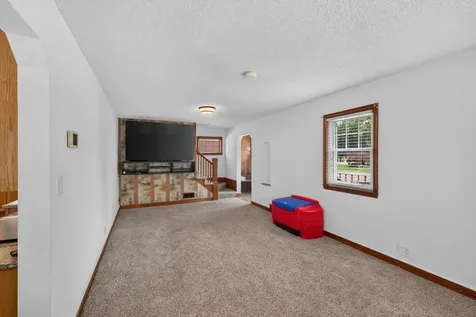 2209 6th Street NW Austin MN 55912